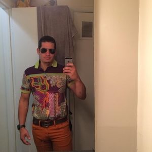 Meet your Posher, Cesar